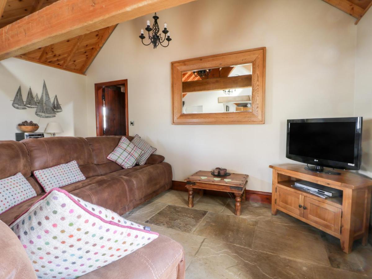 Stable Cottage Stoupe Brow Exterior foto